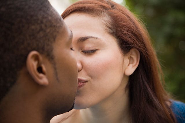 Kissing Rituals vs. Spontaneity: Exploring the Intimacy Spectrum